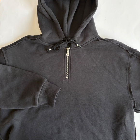 Fundamental Coast Tops - Fundamental Coast Women's Medium Black 1/4 Zip Cropped Hoodie Raw‎ Hem Relaxed